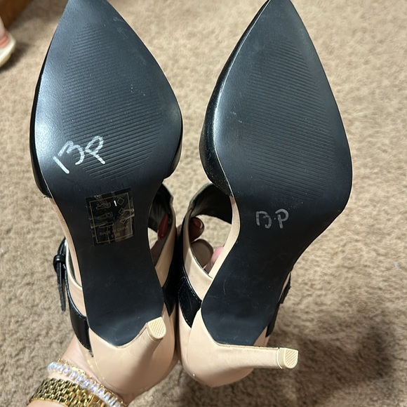 Izabella Rue - “Maude” Slip On Heels - Size 9 - Picture 4 of 4